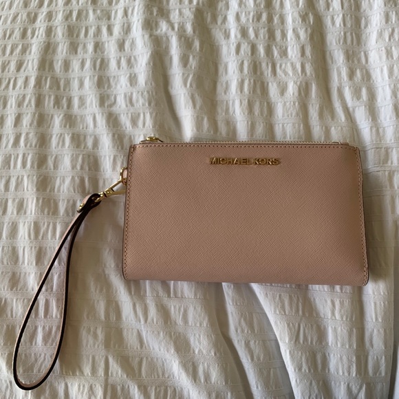 Michael Kors Jet Set Double Zip Wallet - Picture 1 of 5